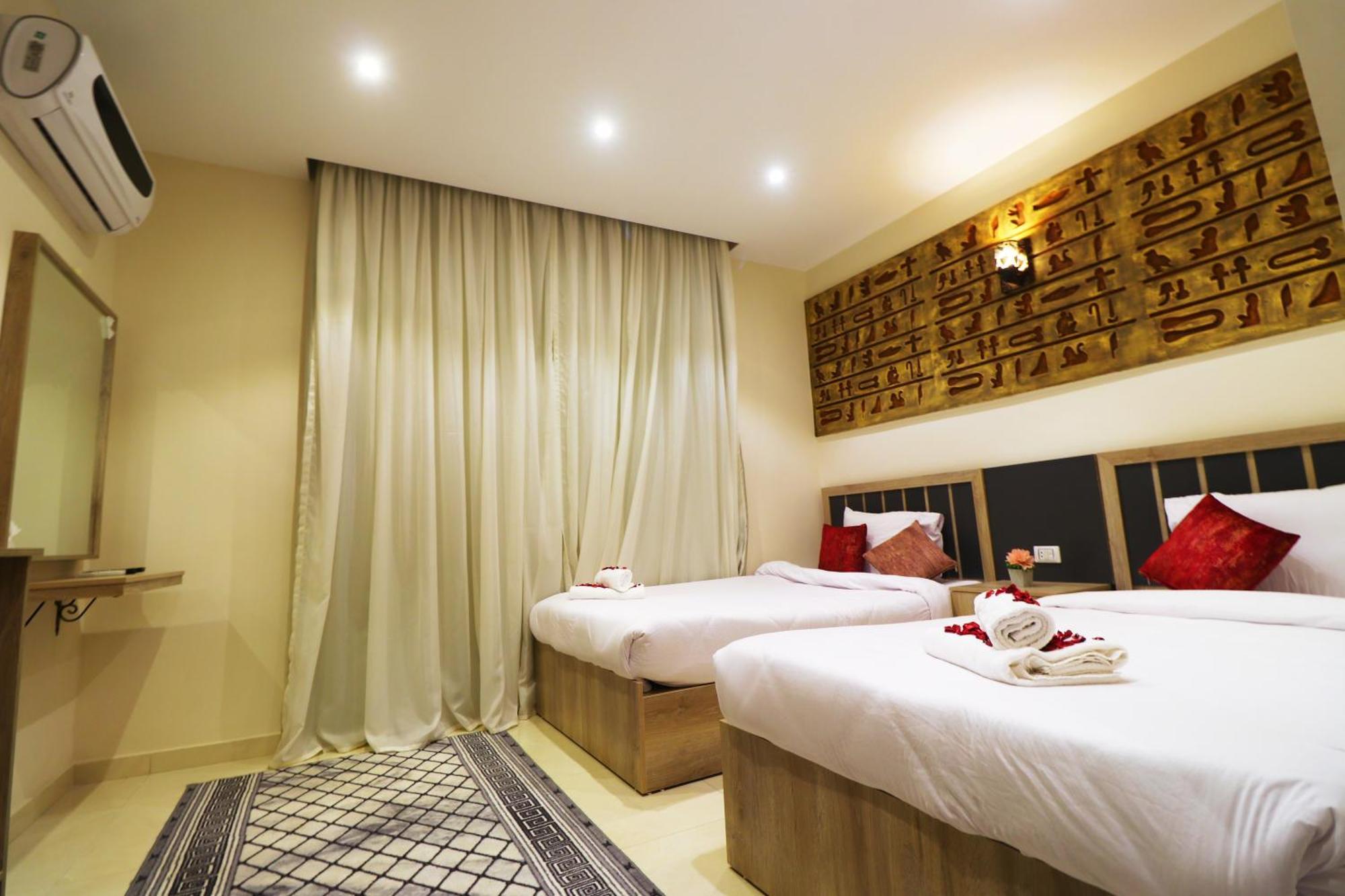 Locanda Pyramids Hotel Kafrat al Jabal Exterior photo