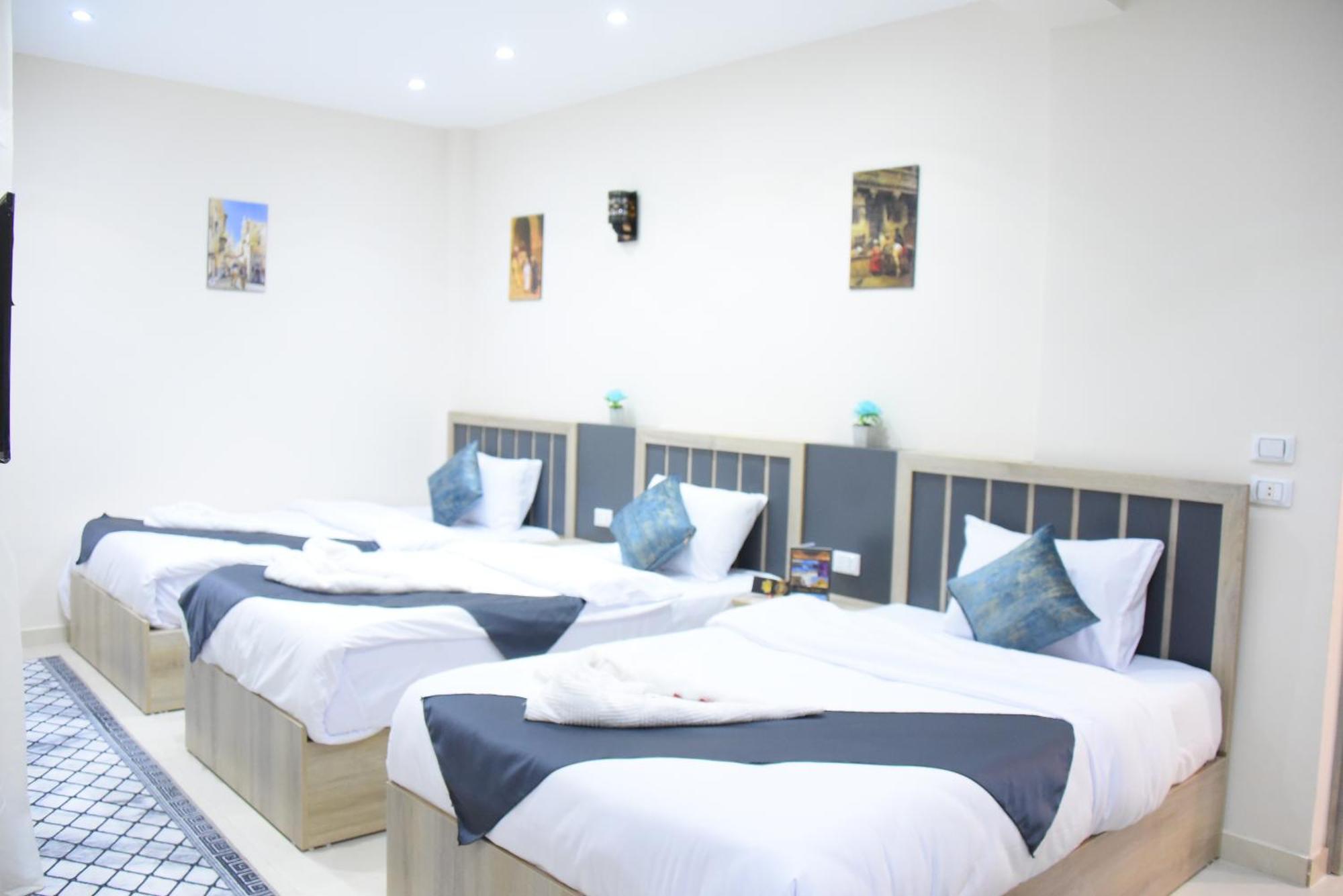 Locanda Pyramids Hotel Kafrat al Jabal Exterior photo